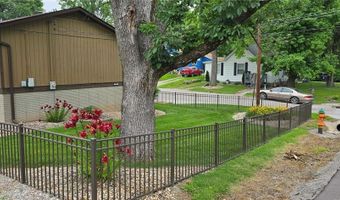 3112 Edgewood Ave, Alton, IL 62002