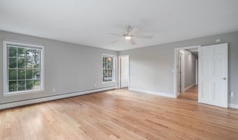 4 Highview Ter, Belfast, ME 04915