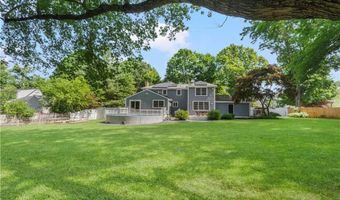 27 Christine Dr, Barrington, RI 02806