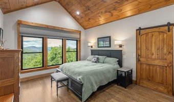 1292 Big Sheepcliff Rd, Cashiers, NC 28717
