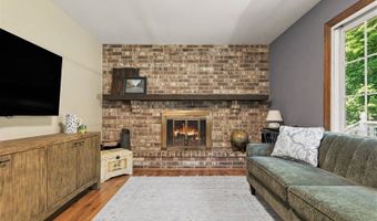 640 Clearview Ct, Algonquin, IL 60102