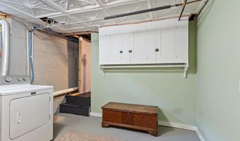 328 W Hollis St, Nashua, NH 03060