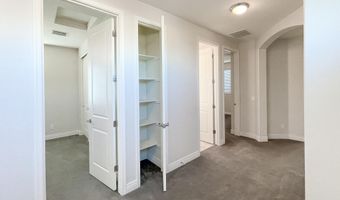2902 E EBONY Dr, Chandler, AZ 85286