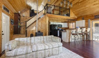 2 Firefly Dr, Baldwin, ME 04091