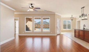 912 Stephanie Ln, Altus, OK 73521