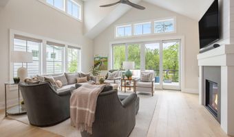 7314 Schoolhouse Dr SE, Ada, MI 49301