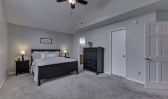 7835 Shannon Lakes Way, Indianapolis, IN 46217