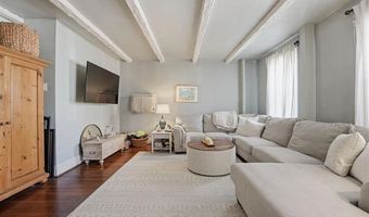 82 E 26TH St, Bayonne, NJ 07002