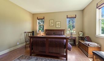 63330 South Rd, Bend, OR 97703