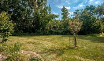 1429 Tahoe Valley Ct, Ballwin, MO 63021