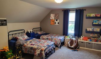 128 E Montford Ave, Ada, OH 45810