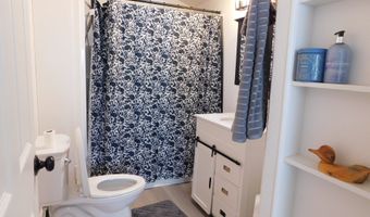465 W MARINE Dr, Astoria, OR 97103