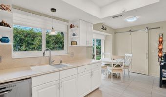 221 Orange Tree Dr, Atlantis, FL 33462