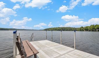 3589 Shoreline Dr, Allegan, MI 49010