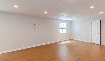 2227 4th Ave SE, Altoona, IA 50009