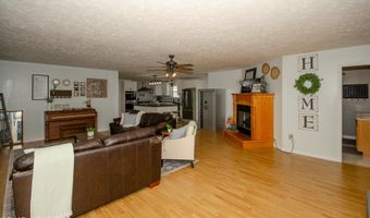 4580 Lakeshore Dr, Bean Station, TN 37708