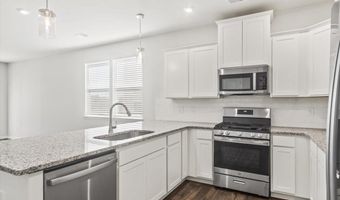 2020 Zanes Creek Dr, Inman, SC 29349