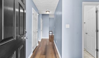 108 Camberly Ln, Aberdeen, NC 28315