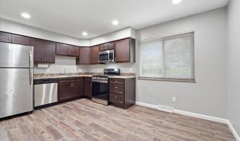 113 Roland Ave, Ballwin, MO 63021