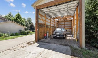 3863 NE 88th St, Altoona, IA 50009