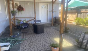 420 FIR St, Brookings, OR 97415