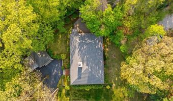 234 Lake Dr, Glocester, RI 02814