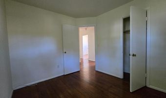 11 GLENWOOD Dr, Dover, DE 19904