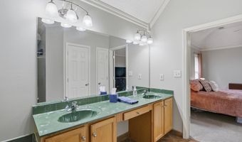 4030 FAIRWAY VIEW Cir W, Bartlett, TN 38135