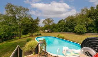 8471 45th St SE, Ada, MI 49301