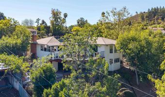 8530 Rockledge Rd, La Mesa, CA 91941