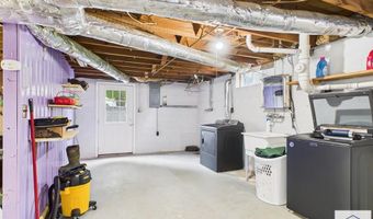 195 Marigold Ln, Ararat, VA 24053