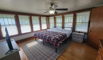 1521 J St, Auburn, NE 68305
