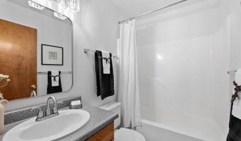 327 CODY St, Cheyenne, WY 82009