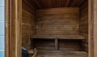 98-660 Moanalua Loop 276, Aiea, HI 96701