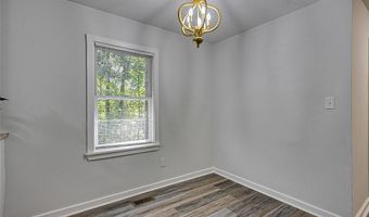 1037 Robbins St, Asheboro, NC 27203