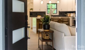 47 Scott Meadows Dr, Asheville, NC 28806