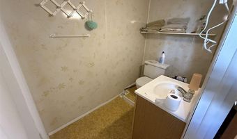 627 1st St, Nashwauk, MN 55769