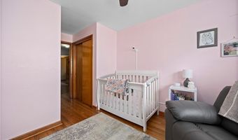 310 N Woodhill Dr, Amherst, OH 44001