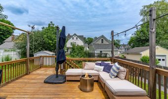 211 Oak St, Bath, ME 04530