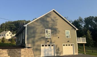 1542 Foxes Ridge Rd, Acton, ME 04001
