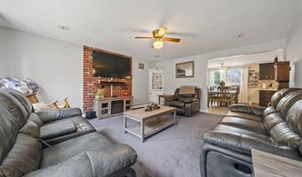 26 City View Pkwy, Johnston, RI 02919