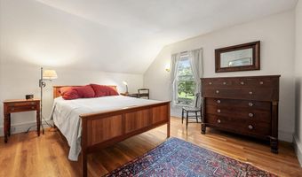 89 Parkview Ave, Bangor, ME 04401