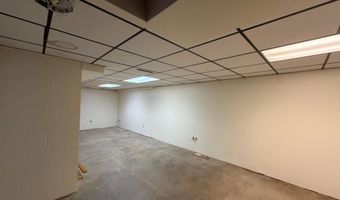 817 Skyline Dr, Bassett, NE 68714