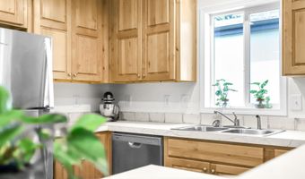 18780 Central Point Rd F, Oregon City, OR 97045