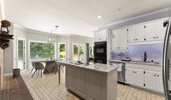 5785 Northside Dr, Atlanta, GA 30328