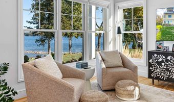 451 Appletree Point Rd, Burlington, VT 05408