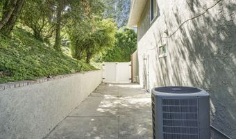 27802 Via Amistosa, Agoura Hills, CA 91301