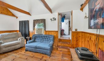 570 Maplewood Rd, Parsonsfield, ME 04047