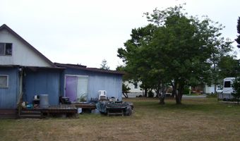 870 11TH St SE, Bandon, OR 97411