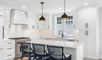 5961 Ocean Dr Dr, Avalon, NJ 08202